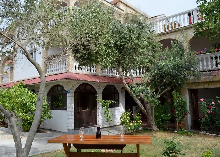 Apartamento Maja Vir