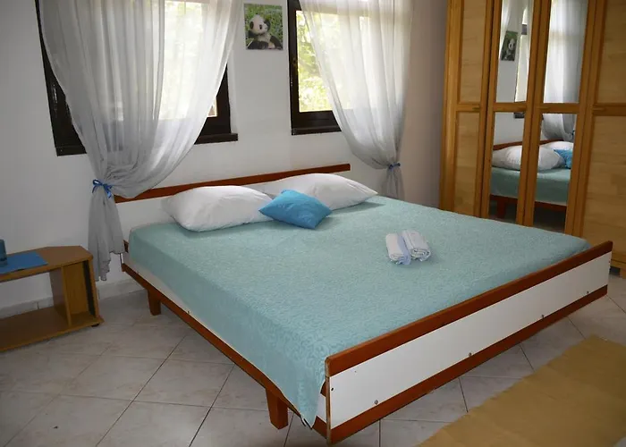Apartament Maja Vir