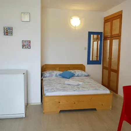 Apartman Maja Vir